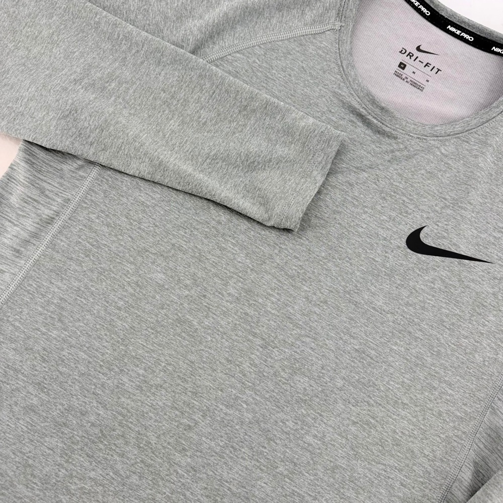 Nike Pro Dri-FIT Slim Fit Long Sleeve Top Mens Medium Gray BV5594-085 Excellent
